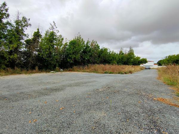TERRAINS A BATIR CLAVETTE Parc de loisirs