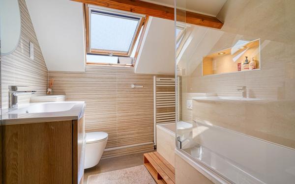 Maison à vendre    6 pièces • 210 m2 Cachan