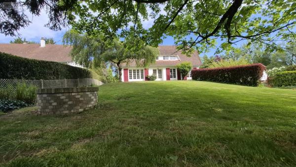Maison individuelle à vendre à Arques-la-Bataille en Seine-Maritime (76880), ref : VM950-76046
