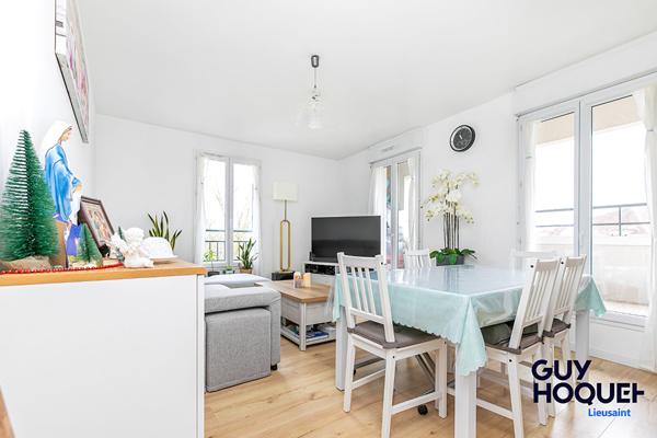 GUY HOQUET // APPARTEMENT T3 DERNIER ETAGE SANS TRAVAUX !!