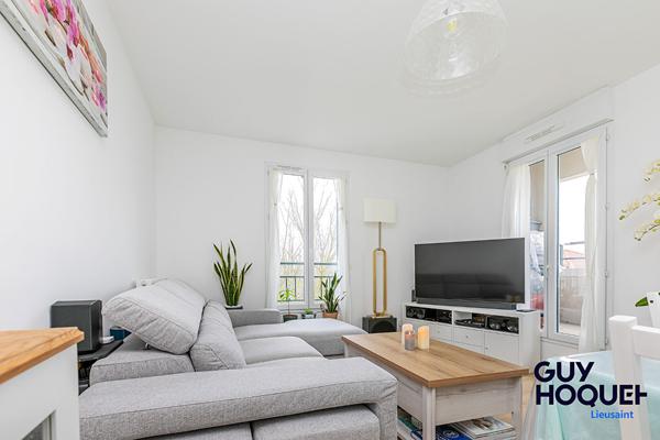 GUY HOQUET // APPARTEMENT T3 DERNIER ETAGE SANS TRAVAUX !!