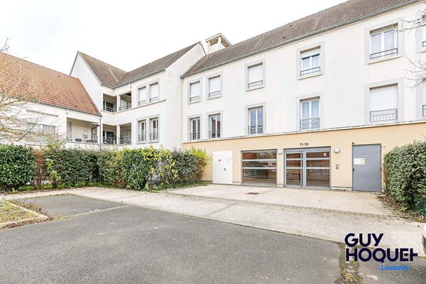 GUY HOQUET // APPARTEMENT T3 DERNIER ETAGE SANS TRAVAUX !!