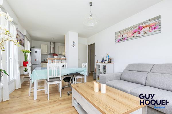 GUY HOQUET // APPARTEMENT T3 DERNIER ETAGE SANS TRAVAUX !!