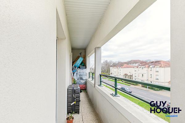 GUY HOQUET // APPARTEMENT T3 DERNIER ETAGE SANS TRAVAUX !!