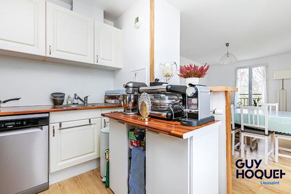 GUY HOQUET // APPARTEMENT T3 DERNIER ETAGE SANS TRAVAUX !!