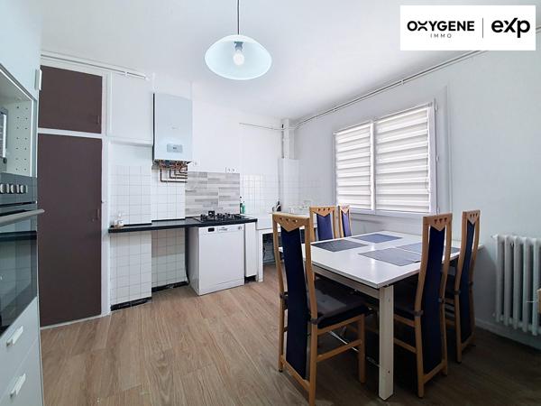 Grand appartement lumineux