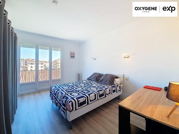 Grand appartement lumineux