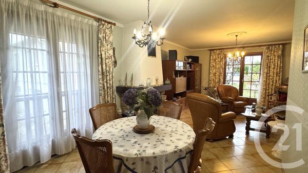 Maison à vendre  4 pièces - 89,57 m2 SAINTES - 17