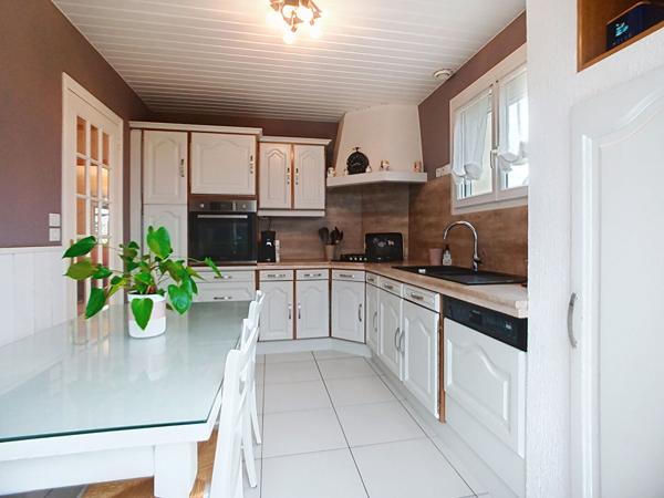 Maison à vendre à La Daguenière. Entre calme ligérien et proximité des commodités - Laissez-vous séduire par cette maison !