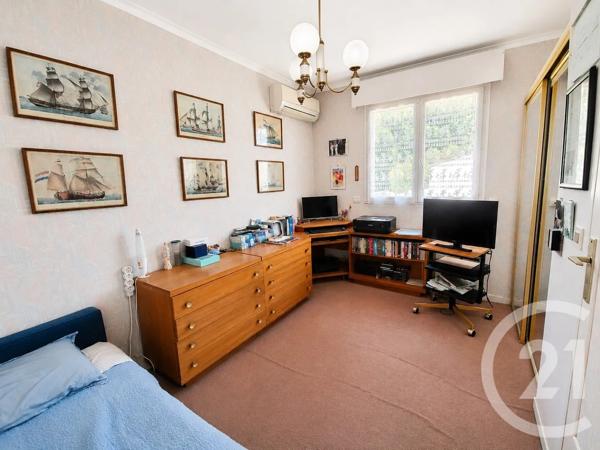 Maison à vendre  4 pièces - 115 m 2   LA MOLE  - 83