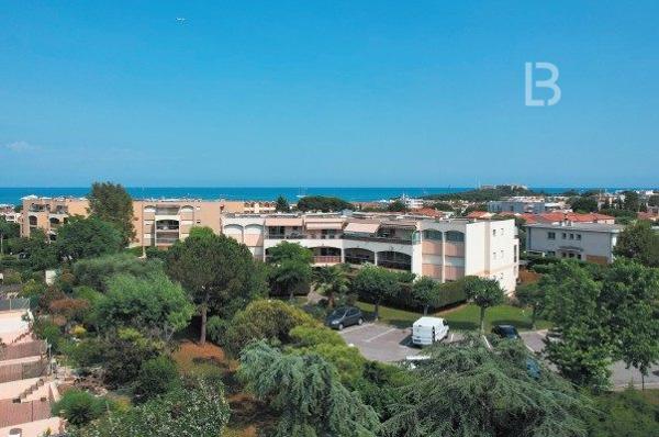 Antibes, 3 pièces en Dernier Etage, Grande Terrasse et Vue Mer