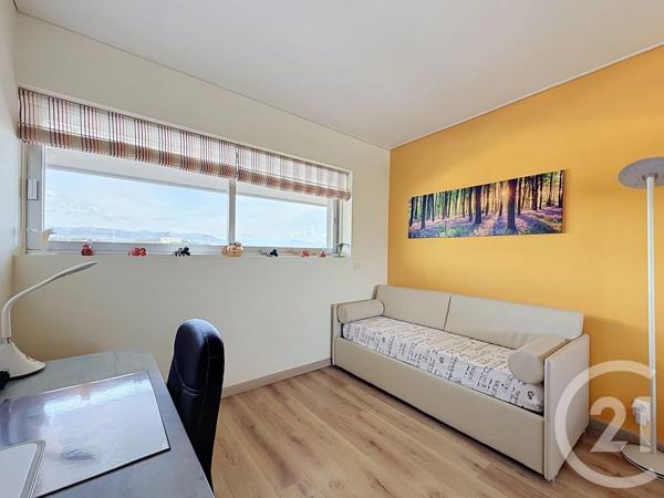 Appartement T3 à vendre  3 pièces - 65 m 2   VILLENEUVE LOUBET  - 06