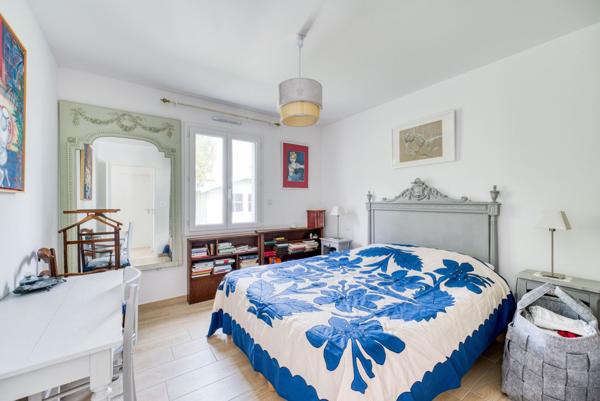 Maison contemporaine proche école et centre de Royan