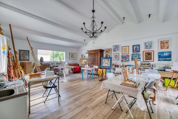 Maison contemporaine proche école et centre de Royan