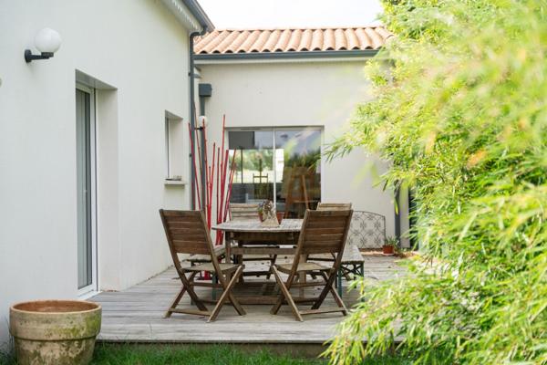 Maison contemporaine proche école et centre de Royan