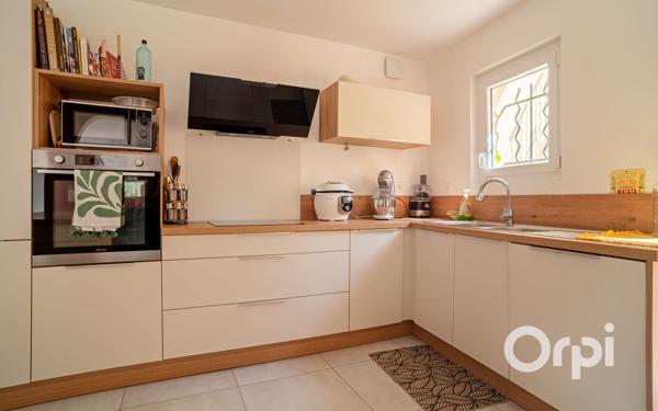 Maison à vendre    6 pièces •  Redessan