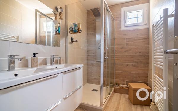 Maison à vendre    6 pièces •  Redessan