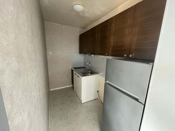 STUDIO – CLERMONT-FERRAND – QUARTIER FONTGIEVE