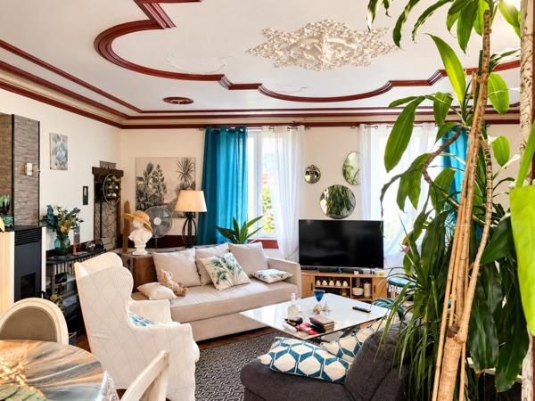 Maison pleine de charme au cœur de Chénérailles