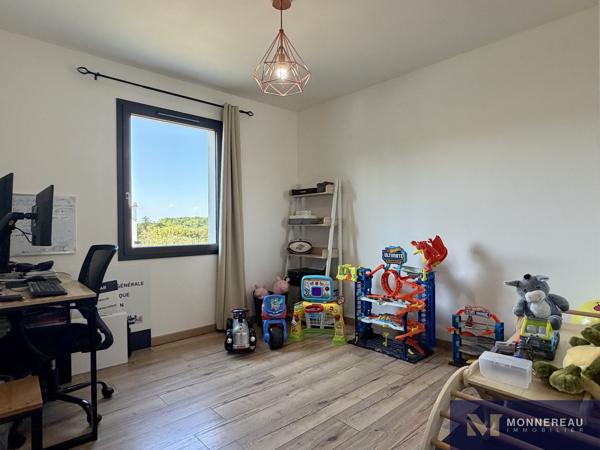 MAISON CONTEMPORAINE DE PLAIN-PIED AVEC PISCINE Détails des diagnostics énergétiques
