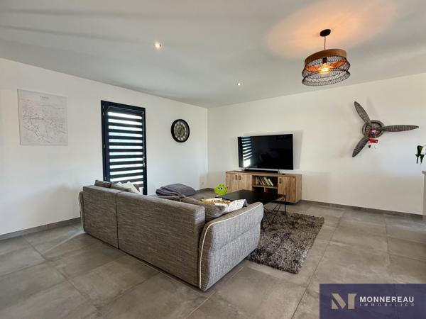MAISON CONTEMPORAINE DE PLAIN-PIED AVEC PISCINE Détails des diagnostics énergétiques