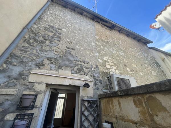 Maison à vendre |  Saint-Jean-d'Angély |  3 pièces | 63 m²