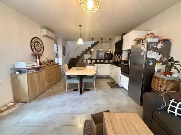 Immeuble / Maison de 125m² avec terrasse et garage AUBIERE