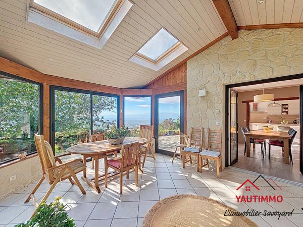 Cranves-Sales (74380) Maison de plain-pied 6 pièces avec vue panoramique sur le Jet d’eau à Cranves-Sales