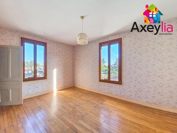 La Pacaudière (42310) A VENDRE - MAISON AVEC GARAGE ET ATELIER - LA PACAUDIERE