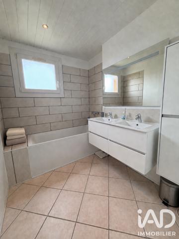 Appartement à vendre 4 pièces 72 m² Vitrolles