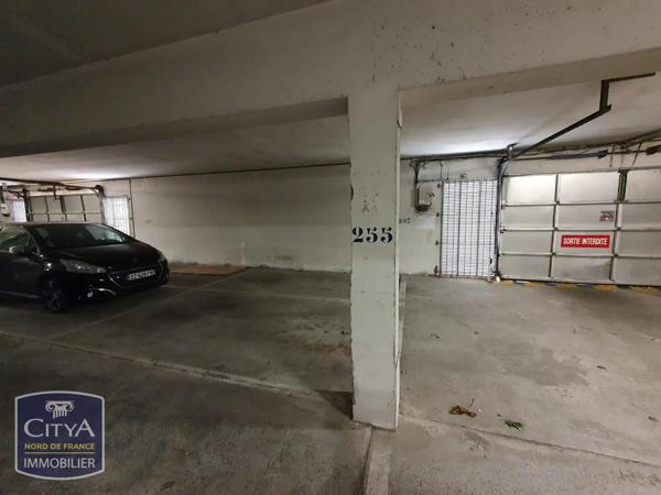 Parking à louer 15m² Marcq-en-Barœul (59700)