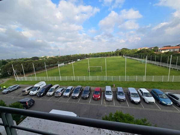 Toulouse 31100 Quartier des Pradettes , SANS FRAIS AGENCE T3 récent de 63.80m²  avec terrasse de 5.58m² parking en sous sol