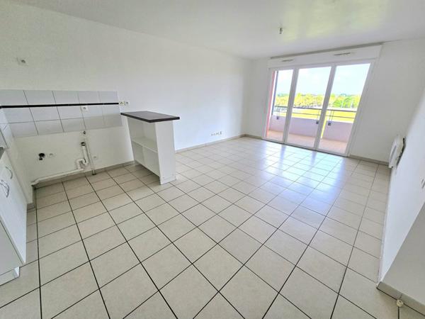 Toulouse 31100 Quartier des Pradettes , SANS FRAIS AGENCE T3 récent de 63.80m²  avec terrasse de 5.58m² parking en sous sol