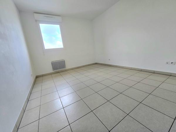 Toulouse 31100 Quartier des Pradettes , SANS FRAIS AGENCE T3 récent de 63.80m²  avec terrasse de 5.58m² parking en sous sol