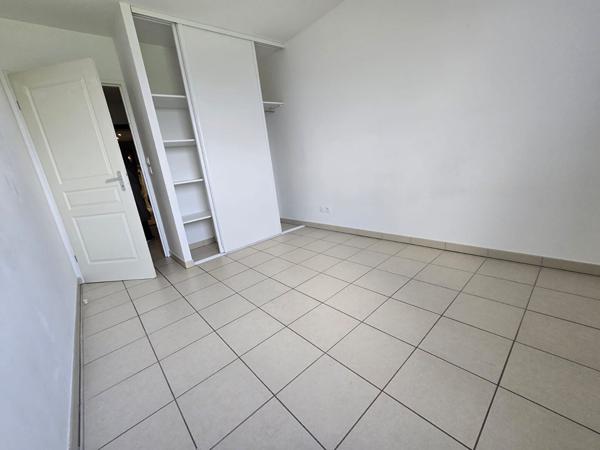 Toulouse 31100 Quartier des Pradettes , SANS FRAIS AGENCE T3 récent de 63.80m²  avec terrasse de 5.58m² parking en sous sol