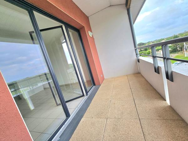 Toulouse 31100 Quartier des Pradettes , SANS FRAIS AGENCE T3 récent de 63.80m²  avec terrasse de 5.58m² parking en sous sol