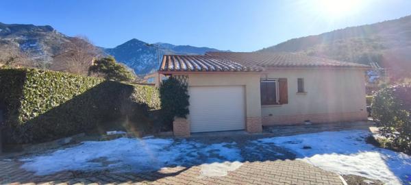 Maison 4 faces avec jardin et garage