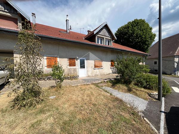 Appartement Avoudrey 6 pièces 133 m2 avec jardin !