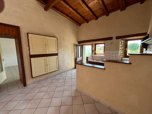 Appartement Avoudrey 6 pièces 133 m2 avec jardin !