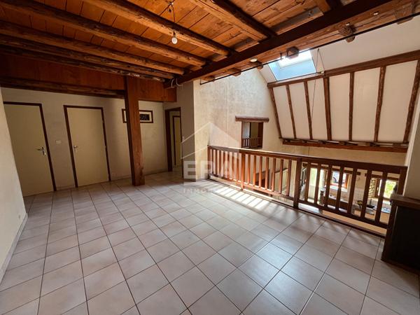 Appartement Avoudrey 6 pièces 133 m2 avec jardin !