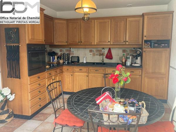 Maison à vendre à Chemillé-en-Anjou dans le Maine-et-Loire (49120), ref : 49062/721