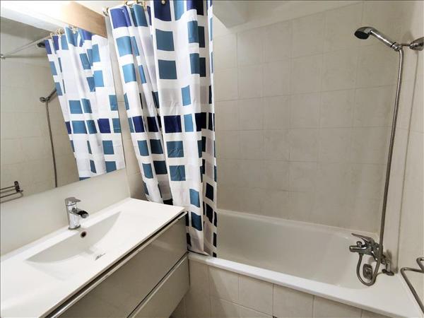 Appartement à louer 806 € CC St-Jean 3 p 72 m² DPE C