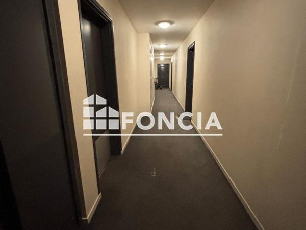 Location Appartement 4 pièces 82 m² - 25 RUE DE LA TABLE DE PIERRE Francheville 69340