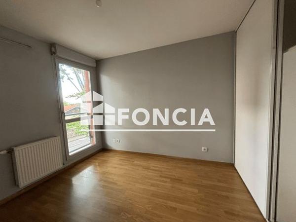 Location Appartement 4 pièces 82 m² - 25 RUE DE LA TABLE DE PIERRE Francheville 69340