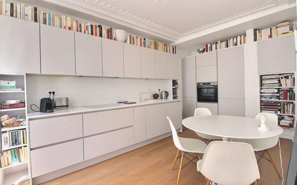 Appartement à vendre    4 pièces • 75,05 m2 Paris 6