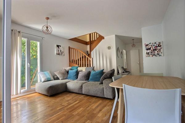 Appartement Villeneuve La Garenne 3 pièces 63.6 m2