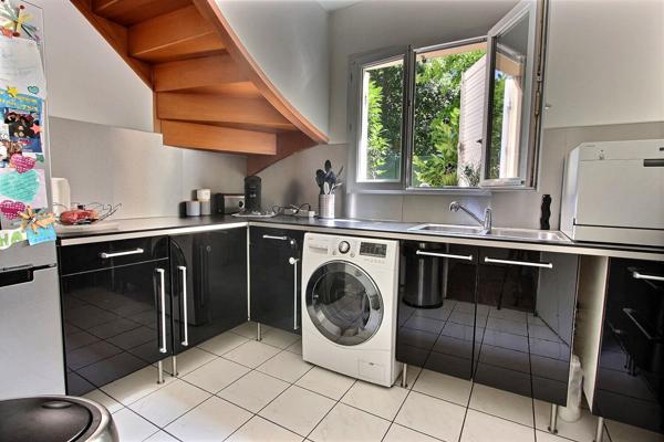 Appartement Villeneuve La Garenne 3 pièces 63.6 m2