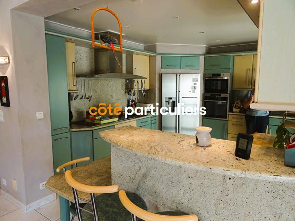 Vente Villa216 m² - 6 Pièces - PEROLS (34470)