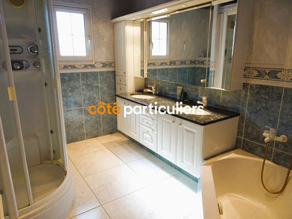 Vente Villa216 m² - 6 Pièces - PEROLS (34470)