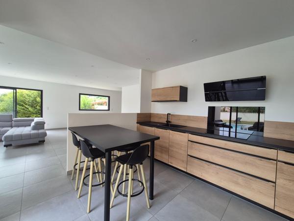 Maison plain pied 5 pièces 150m2